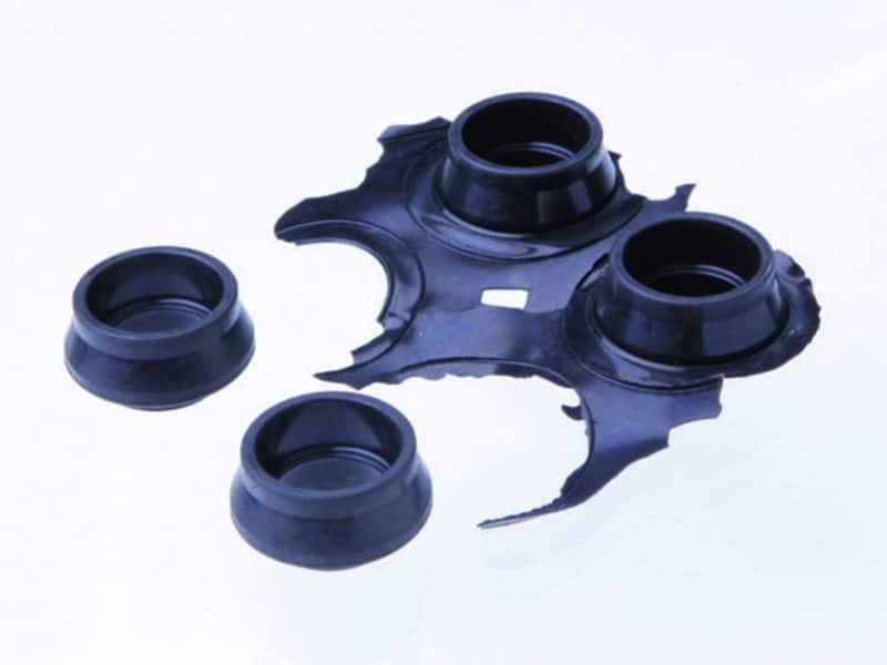 deflashing rubber parts